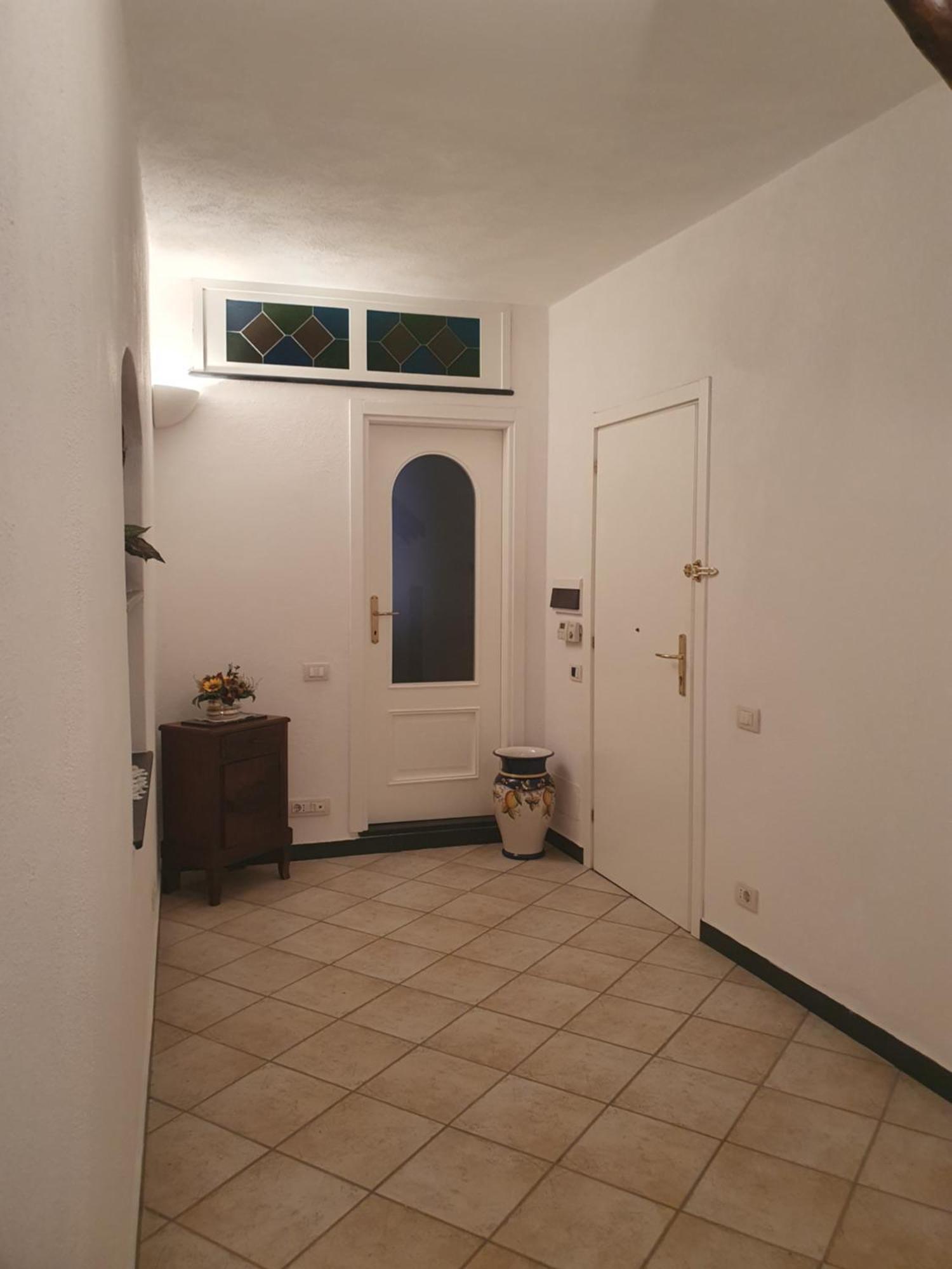 La Casa Di Mina Διαμέρισμα Βερνάτσα Εξωτερικό φωτογραφία
