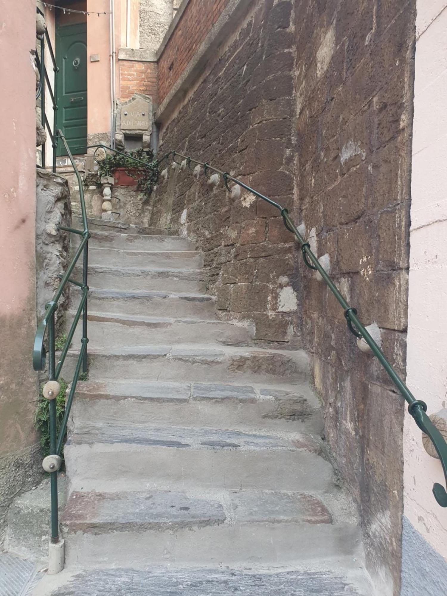 La Casa Di Mina Διαμέρισμα Βερνάτσα Εξωτερικό φωτογραφία